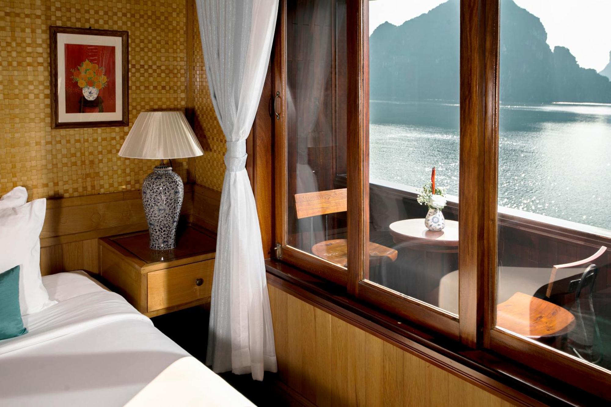 Отель Bhaya Legend Cruises Халонг Экстерьер фото