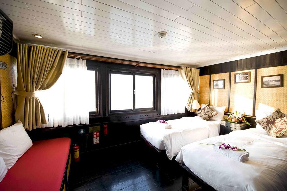 Отель Bhaya Legend Cruises Халонг Экстерьер фото